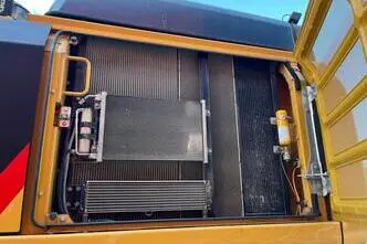 Caterpillar 352 F, 317 kW, diisel