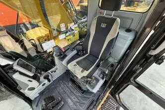 Caterpillar 352 F, 317 kW, diisel