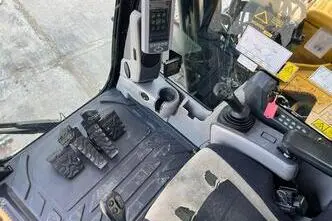 Caterpillar 352 F, 317 kW, diisel