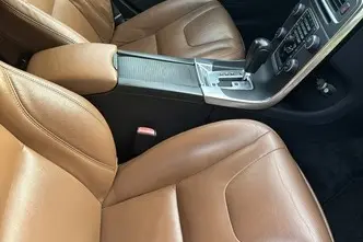 Volvo V60, 2.0, 120 kW, diisel, automaat, esivedu