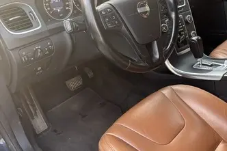 Volvo V60, 2.0, 120 kW, diisel, automaat, esivedu
