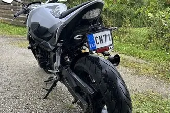 Suzuki GSR 750, 0.7, 78 kW, petrol, manual, rear-wheel drive