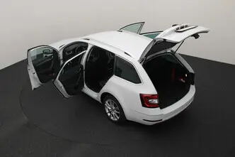 Škoda Octavia, 1.5, 110 kW, бензин, автомат, передний привод