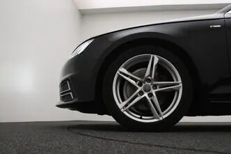 Audi A4, 2.0, 140 kW, бензин, автомат, передний привод