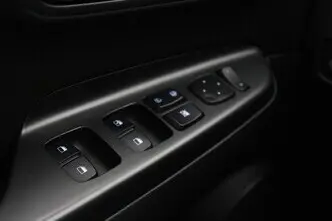Hyundai Kona, 1.0, 88 kW, bensiin, manuaal, esivedu