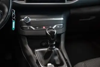 Peugeot 308, 1.2, 96 kW, bensiin, manuaal, esivedu