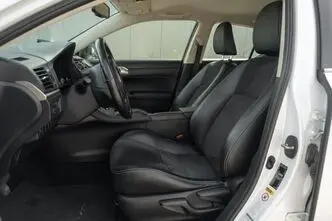 Lexus CT 200h, 1.8, 73 kW, hybrid, automatic, front-wheel drive