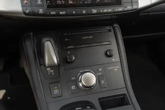 Lexus CT 200h, 1.8, 73 kW, hybrid, automatic, front-wheel drive