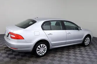 Škoda Superb, 1.6, 104 kW, diisel, automaat, esivedu