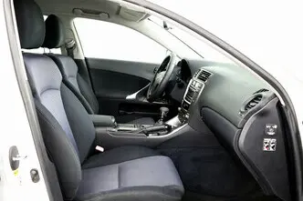 Lexus IS 220, 2.2, 176 kW, diisel, manuaal, tagavedu