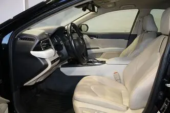 Toyota Camry, 2.5, 131 kW, hübriid, automaat, esivedu