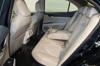 Toyota Camry, 2.5, 131 kW, hübriid, automaat, esivedu
