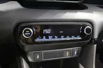 Toyota Yaris, 1.5, 68 kW, hübriid, automaat, esivedu