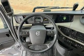 Volvo FH 750 6x4, 551 kW, diisel, automaat