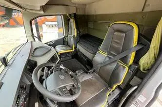 Volvo FH 750 6x4, 551 kW, diisel, automaat