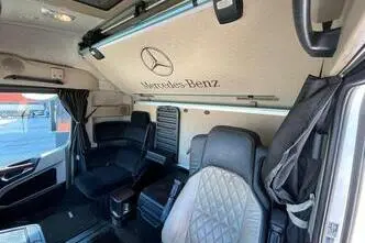 Mercedes-Benz Actros, 375 kW, diisel, automaat