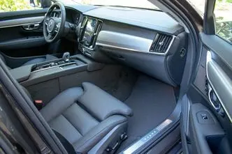 Volvo V90 Cross Country, 2.0, 184 kW, hybrid, automatic, four-wheel drive