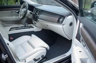 Volvo V90 Cross Country, 2.0, 183 kW, hübriid, automaat, nelikvedu