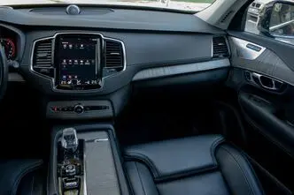 Volvo XC90, 2.0, 173 kW, гибрид, автомат, полный привод