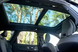 Volvo XC60, 2.0, 293 kW, plug-in hybrid, automatic, four-wheel drive