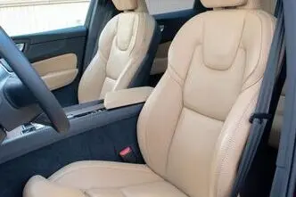 Volvo XC60, 2.0, 145 kW, hübriid, automaat, nelikvedu