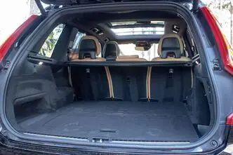 Volvo XC90, 2.0, 173 kW, дизель, автомат, полный привод
