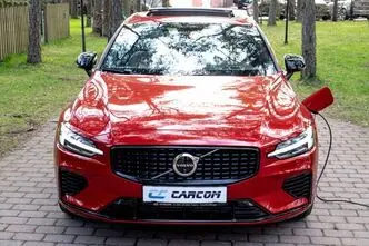 Volvo S60, 2.0, 335 kW, подключаемый гибрид, автомат, полный привод