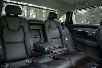 Volvo S90, 2.0, 335 kW, plug-in hybrid, automatic, four-wheel drive