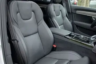 Volvo S90, 2.0, 335 kW, plug-in hybrid, automatic, four-wheel drive