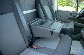 Volkswagen Crafter, 2.0, 130 kW, дизель, автомат, передний привод