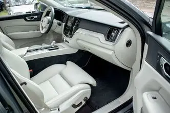 Volvo XC60, 2.0, 288 kW, pistikhübriid, automaat, nelikvedu