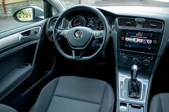 Volkswagen Golf, 1.0, 85 kW, bensiin, automaat, esivedu