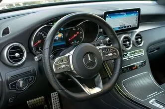 Mercedes-Benz GLC 300, 2.0, 225 kW, pistikhübriid, automaat, nelikvedu