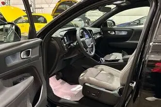 Volvo XC40, 170 kW, elekter, automaat, esivedu