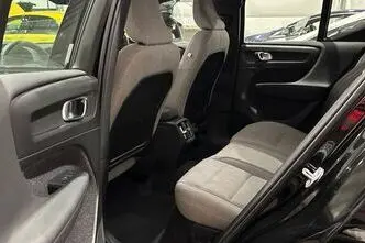 Volvo XC40, 170 kW, elekter, automaat, esivedu