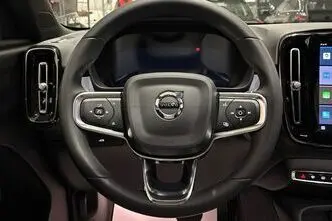 Volvo XC40, 170 kW, elekter, automaat, esivedu