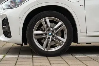 BMW X1, 1.5, 162 kW, pistikhübriid, automaat, nelikvedu