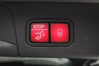 Mercedes-Benz GLB 200, 1.3, 120 kW, bensiin, automaat, esivedu