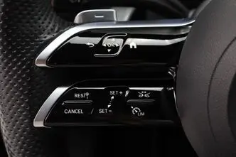 Mercedes-Benz A 180, 1.3, 100 kW, hübriid, automaat, esivedu