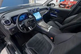 Mercedes-Benz GLC 220, 2.0, 145 kW, hybrid, automatic, four-wheel drive