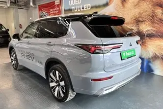 Mitsubishi Outlander, 2.4, 100 kW, pistikhübriid, automaat, nelikvedu