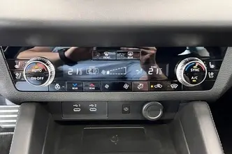 Mitsubishi Outlander, 2.4, 100 kW, pistikhübriid, automaat, nelikvedu