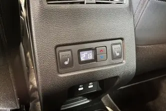 Mitsubishi Outlander, 2.4, 100 kW, pistikhübriid, automaat, nelikvedu