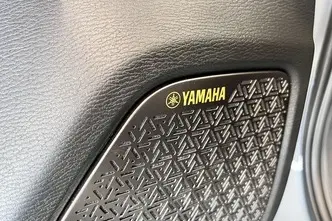 Mitsubishi Outlander, 2.4, 100 kW, pistikhübriid, automaat, nelikvedu