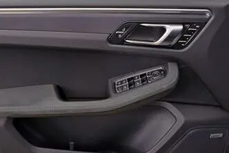 Porsche Macan, 2.9, 324 kW, bensiin, automaat, nelikvedu