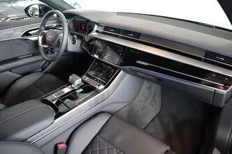 Audi A8, 3.0, 210 kW, дизель, автомат, полный привод