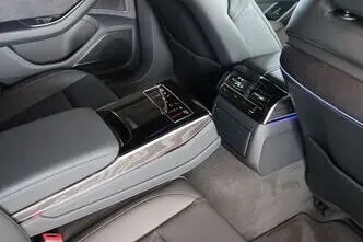 Audi A8, 3.0, 210 kW, дизель, автомат, полный привод