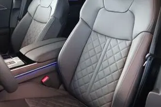 Audi A8, 3.0, 210 kW, дизель, автомат, полный привод