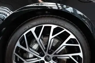 Audi A8, 3.0, 210 kW, дизель, автомат, полный привод