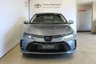 Toyota Corolla, 1.8, 72 kW, hybrid, automatic, front-wheel drive
